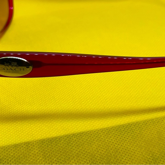 Used Coach burgundy color sunglasses in good condition. - Picture 3 of 6